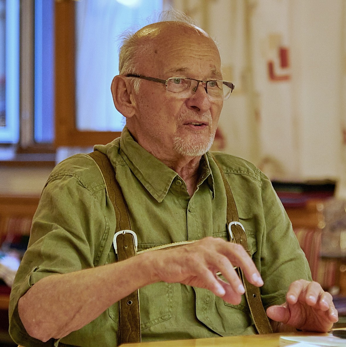 Prof. Volker Derschmidt